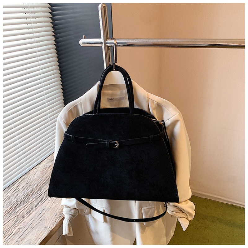 Structured dome-shaped handbag - đánh giá và giá Structured Handbag Top Handle