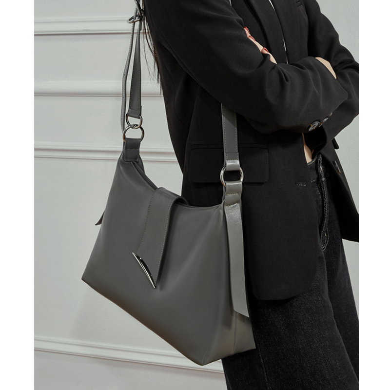 Hifashion Cowhide Genuine Leat - đánh giá và giá Luxury Bags 2026